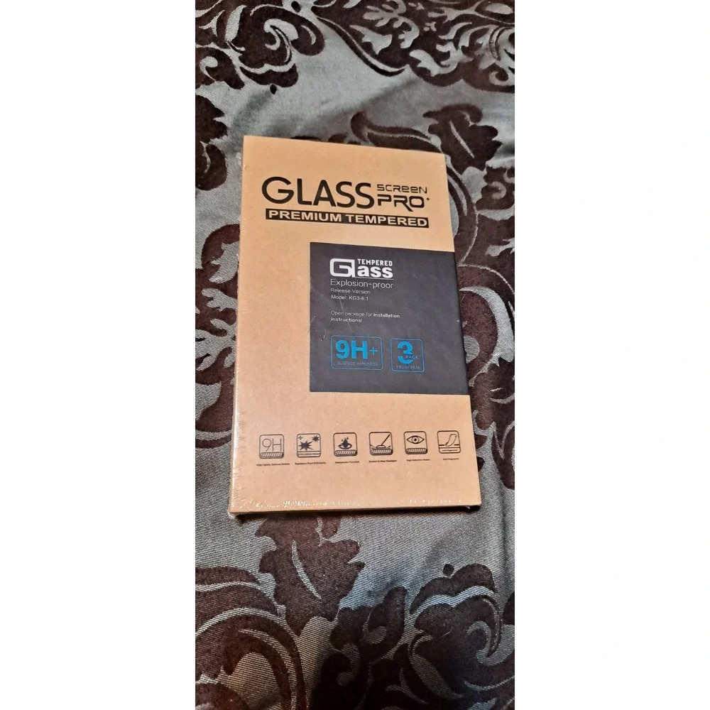 3 PACK GLASS SCREEN‎ PRO PREMIUM TEMPERED MODEL: KG3-6.1